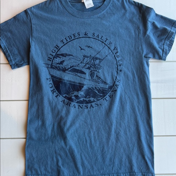 Tops - Blue Graphic Beach Tee